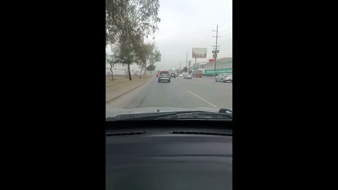 Tijuana de la macroplaza a la pasteleria Le Belle en el pacifico
