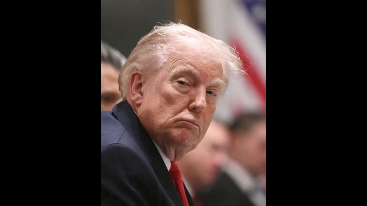 Trump Warns Iran&rsquo;s Khamenei: &ldquo;You Should Be Very Worried&rdquo;