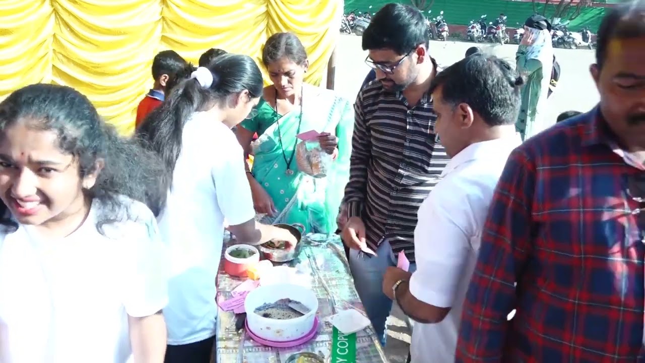 Day 3 | Food Fare & Parent Games