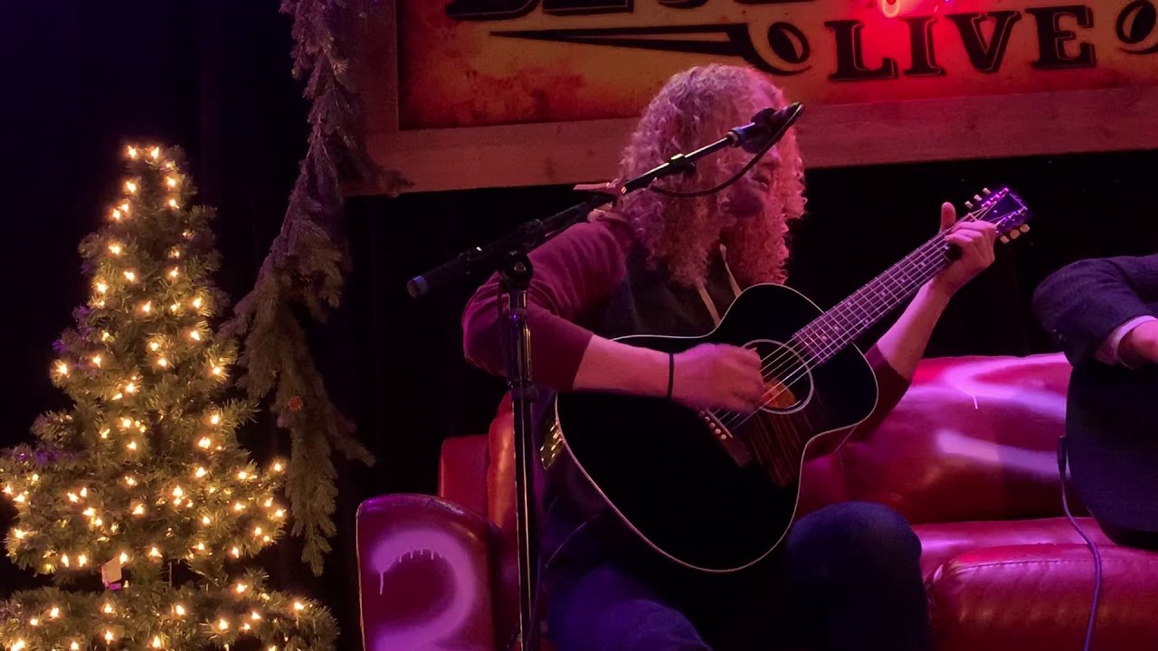 Read Southall ‘Gunshy’ acoustic - Blue Light Live (Lubbock, TX) - 12/11/2019