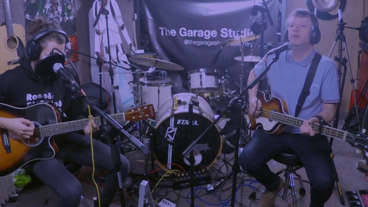 Alex and Garry Starkey - Iris (Acoustic Goo Goo Dolls cover)