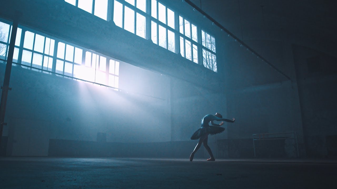 Visual Story of a Ballet Dancer // Wrap H.P. Schepp  2021 // Artgrid