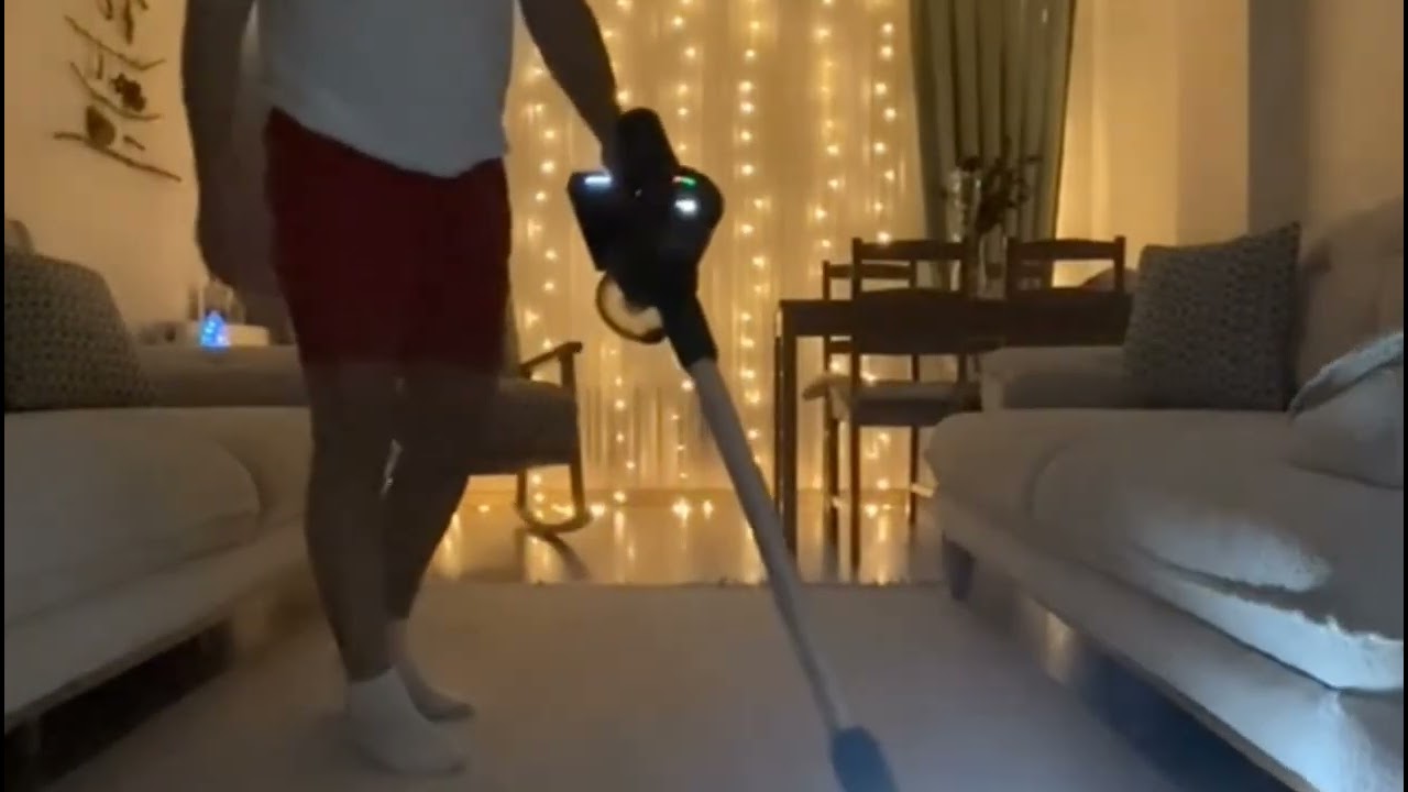 The sound of the vacuum cleaner and the ambient light are perfect for sleeping.Uyku zamanı..