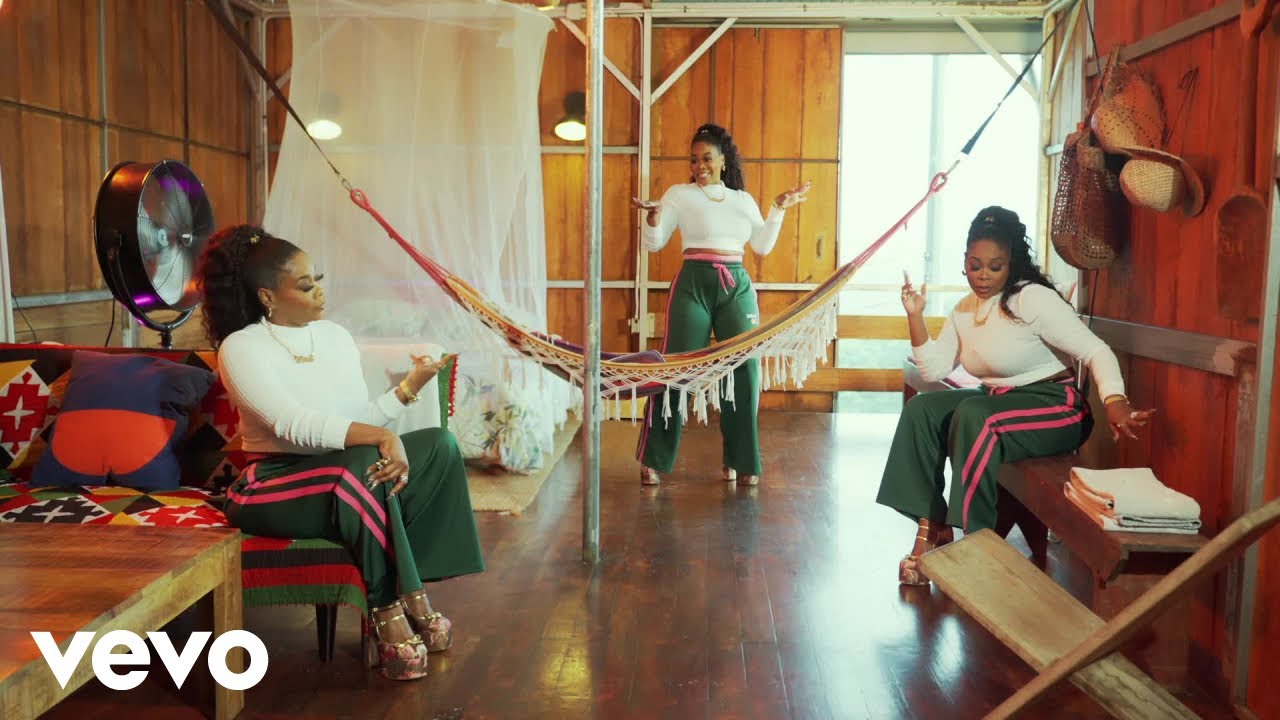 Nadia Batson - Hammock (Visualizer)