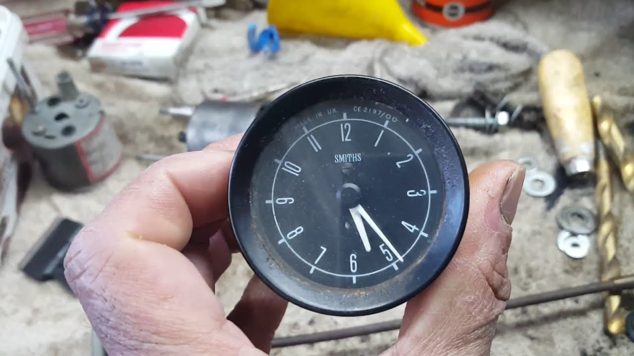 Triumph Stag - Mk1 Smith's clock