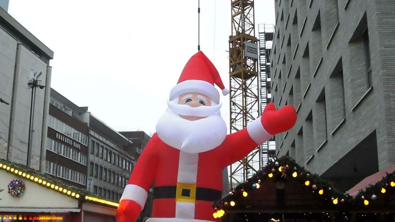 *DORTMUND* &Uuml;ber dem U-Bahnhof *Reinoldikirche* zum 🎅Weihnachtsbaum🤶 29.11.2021