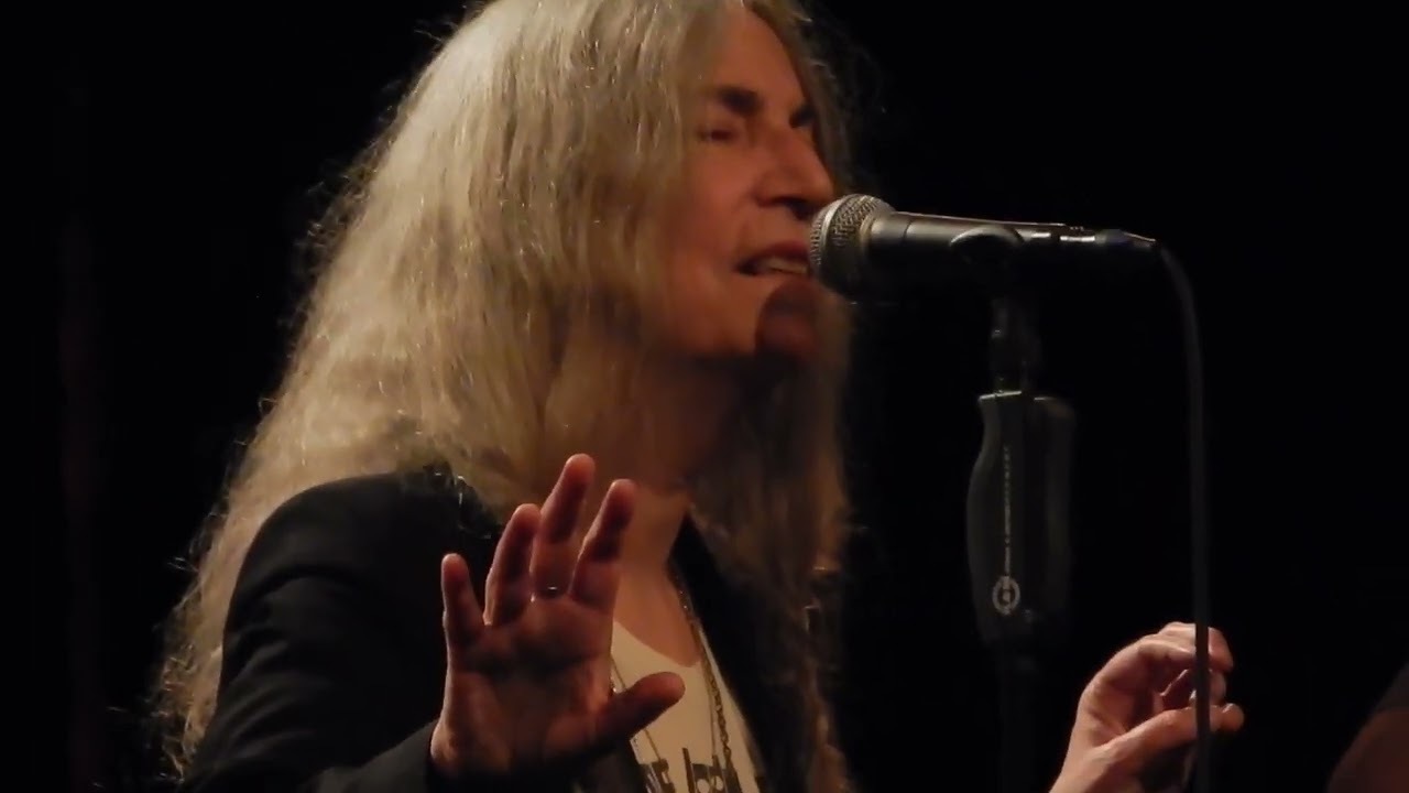 Patti Smith -  ONE TOO MANY MORNINGS (Bob Dylan cover) live@Paradiso 3-6-2022
