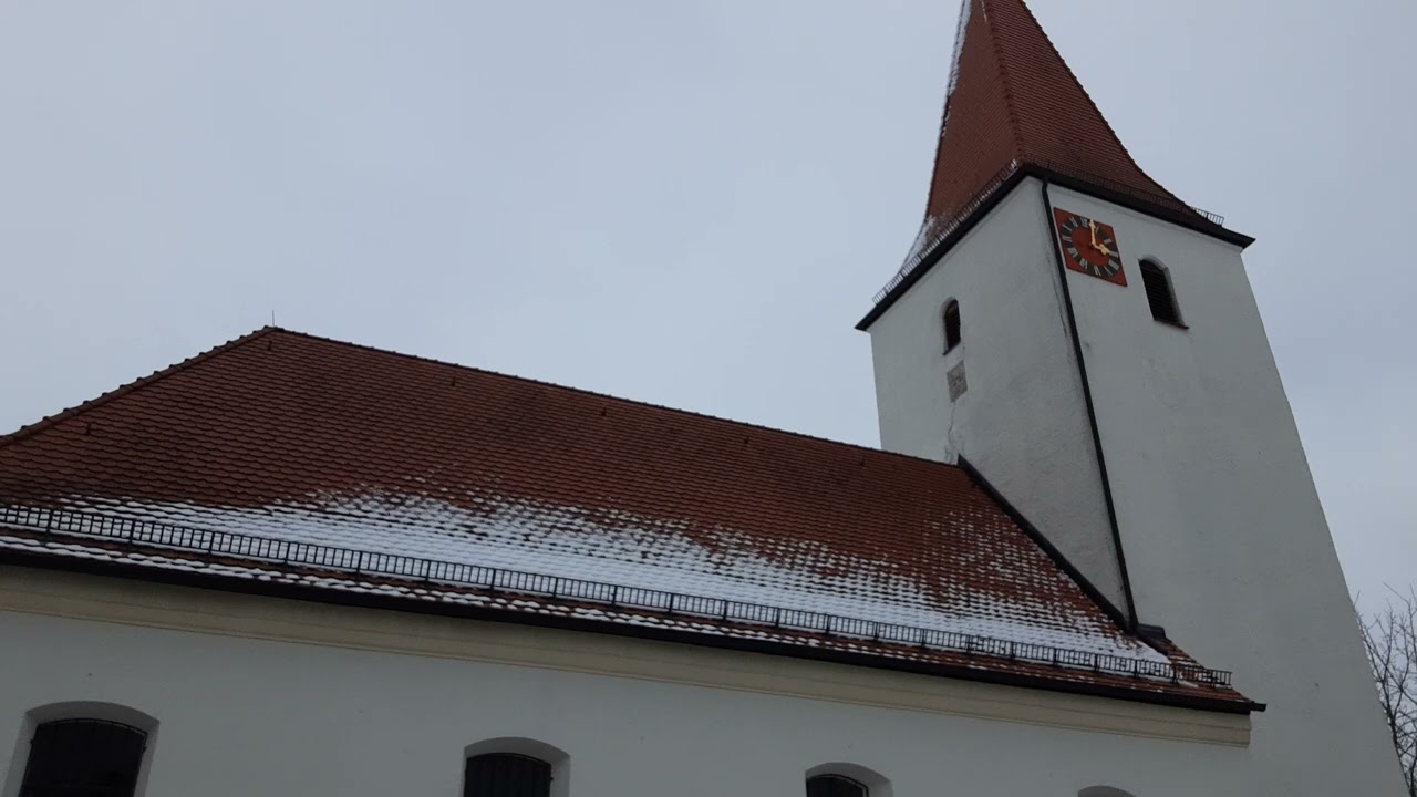 Mantlach (EI) Filialkirche Sankt Johannes der Täufer. Plenum