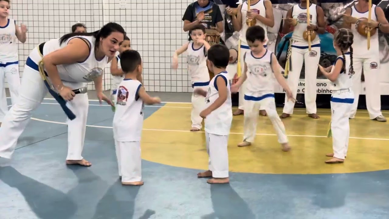 Capoeira infantil
