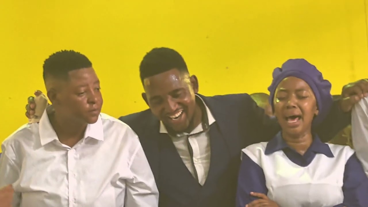 Ha kene ke I tshela ka dikgapa - Motheo Wa Emmanuel Church Choir 