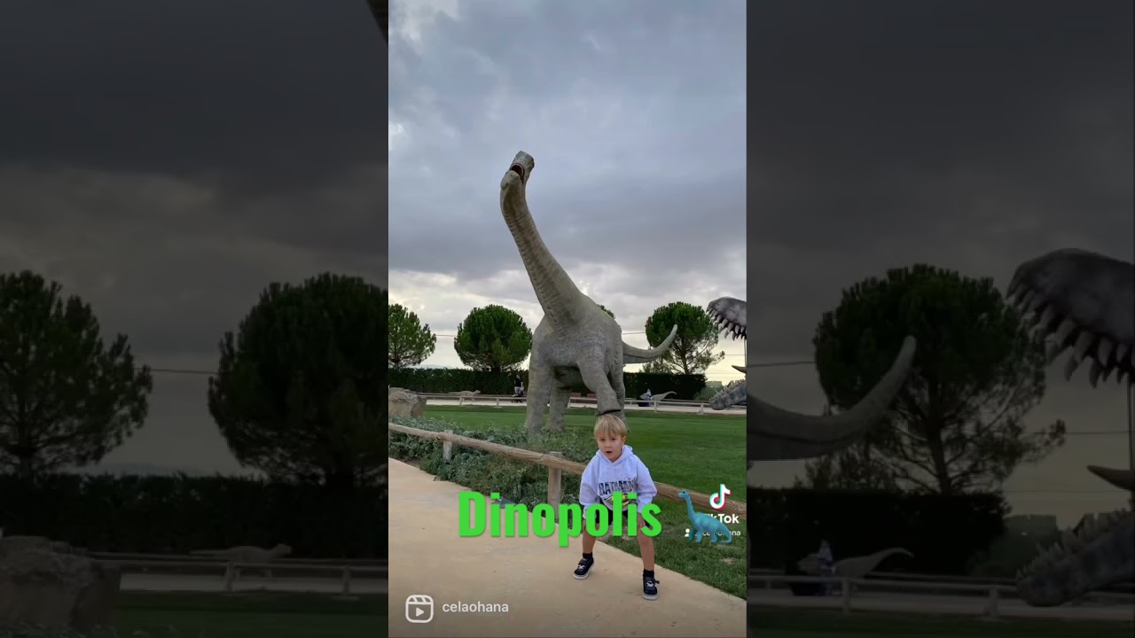 🦕DINOPOLIS🦖 El otro d&iacute;a estuvimos por Teruel y nos encontramos con unos seres gigantes!!