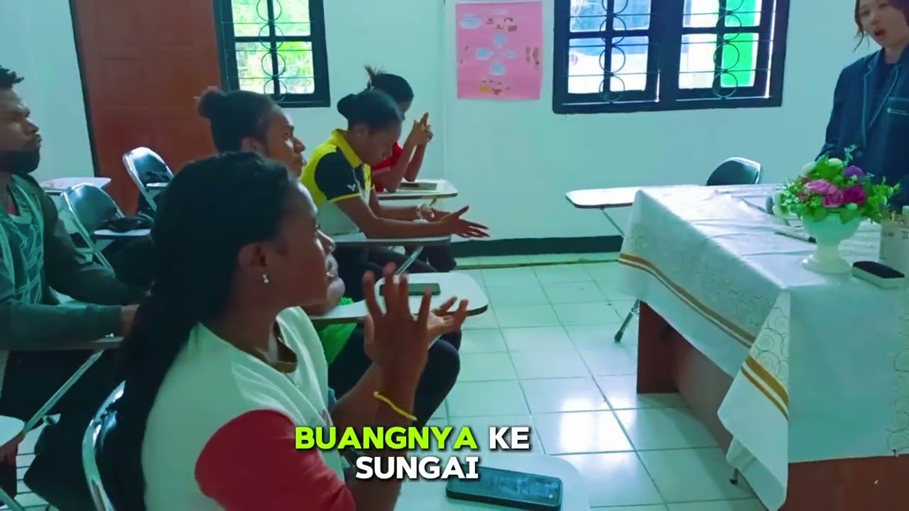 Sosialisasi mimika kampus Dlll sanitasi 