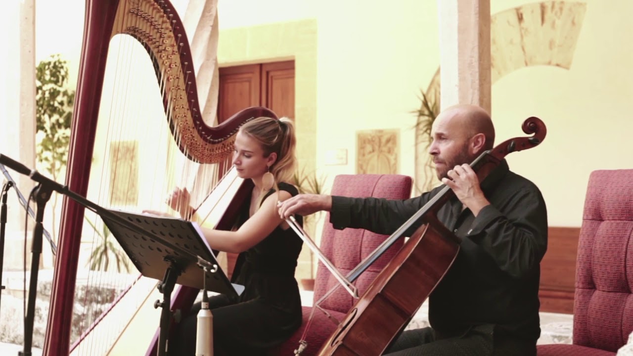 Violoncel i arpa.