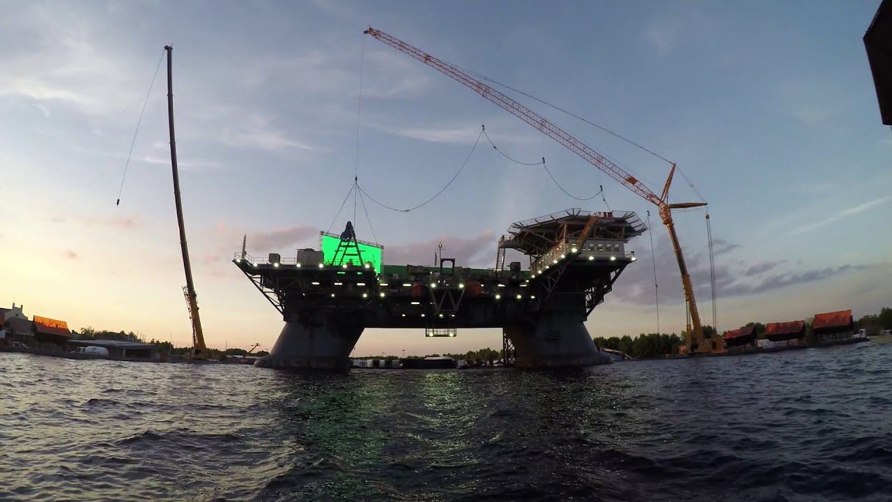 Deepwater Horizon Key Shots and Scenes @HABALA686  #DeepwaterHorizon