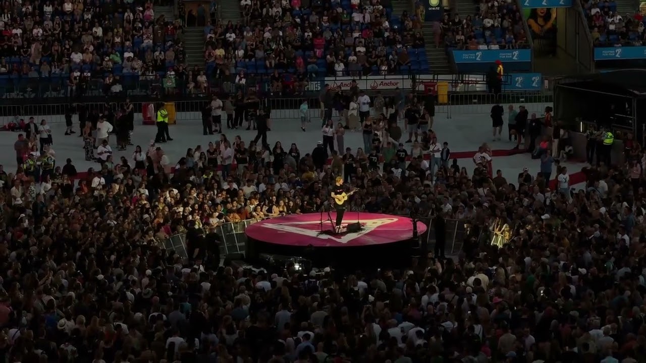 Sofa - Ed Sheeran (LIVE) | Go Media Stadium Auckland New Zealand January 16, 2026