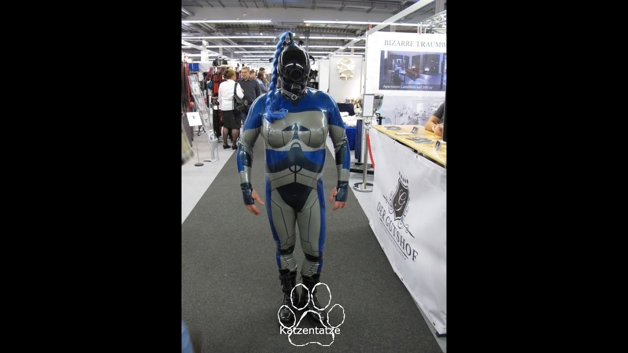 Katzentatze als Alien auf der BoFeWo 2016 in Hofheim