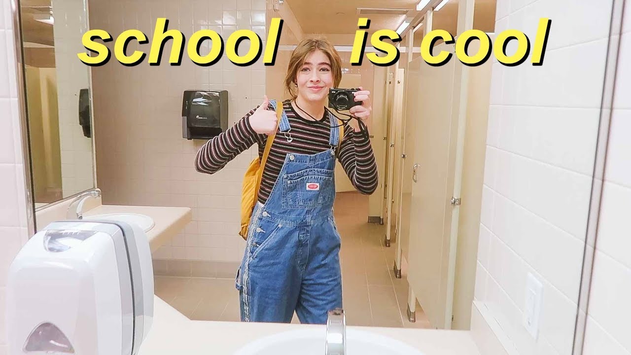 an awkward school vlog!