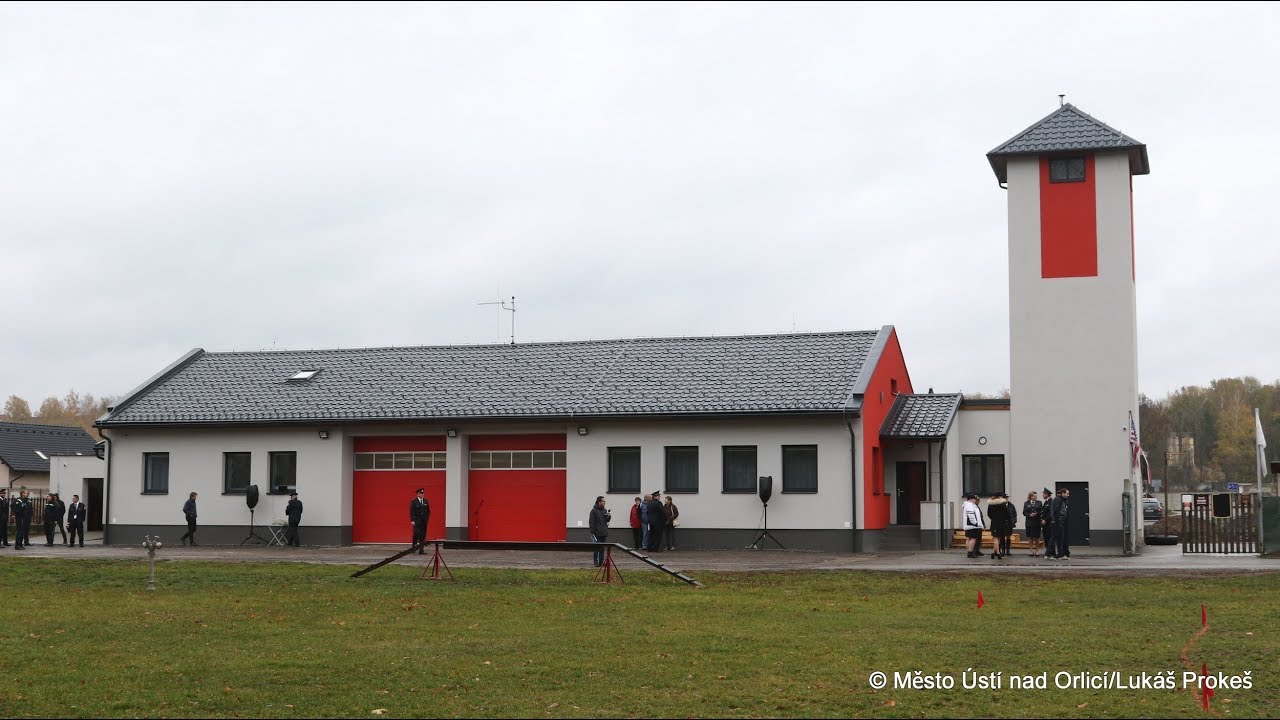 HYLVÁTŠTÍ HASIČI MAJÍ NOVOU ZBROJNICI
