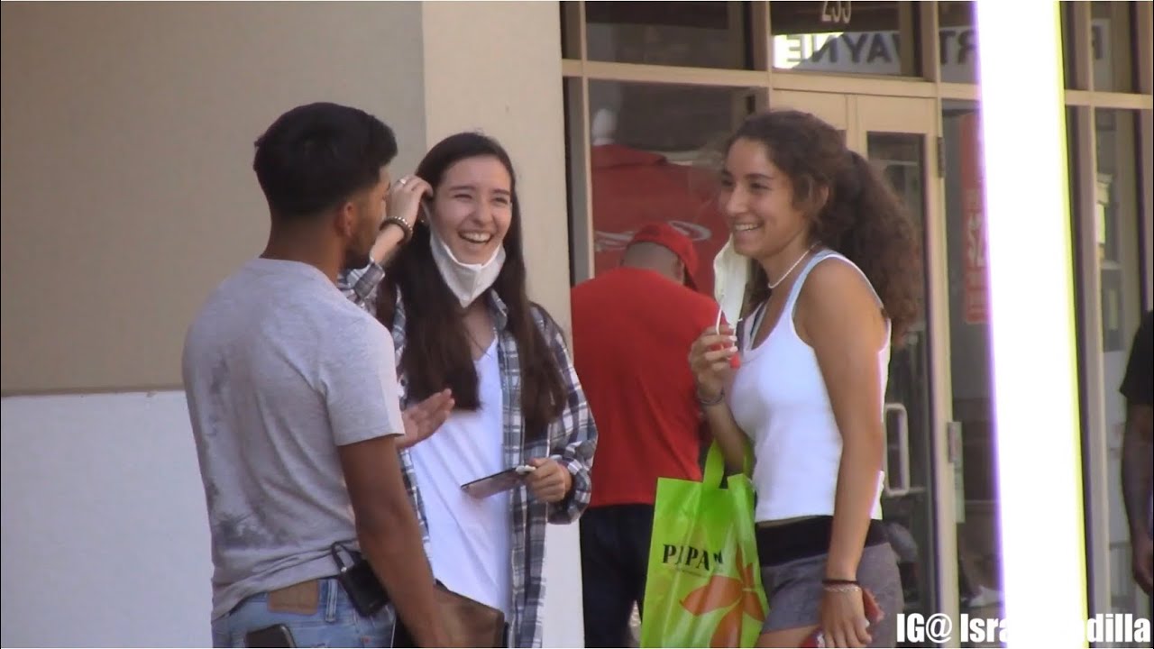 Acting Like I Know People PRANK [ Basically pretending I know them ]#arlingtontx #funny #acting