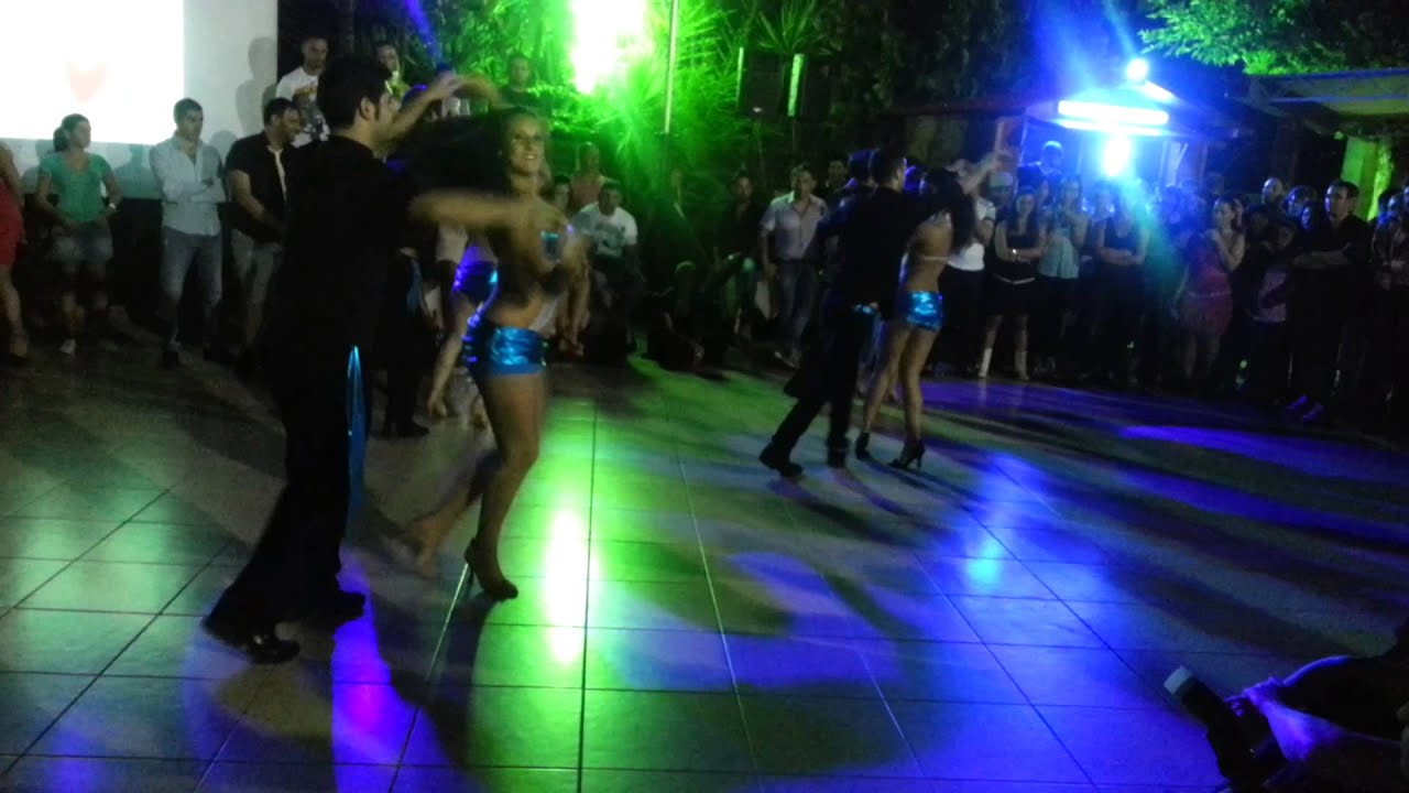 TROPICAL FUSION SPETTACOLO MASCALZONE LATINO