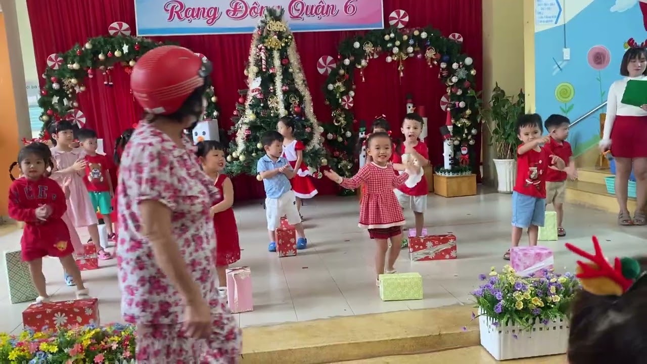 Yaua múa Noel 22/12/2023