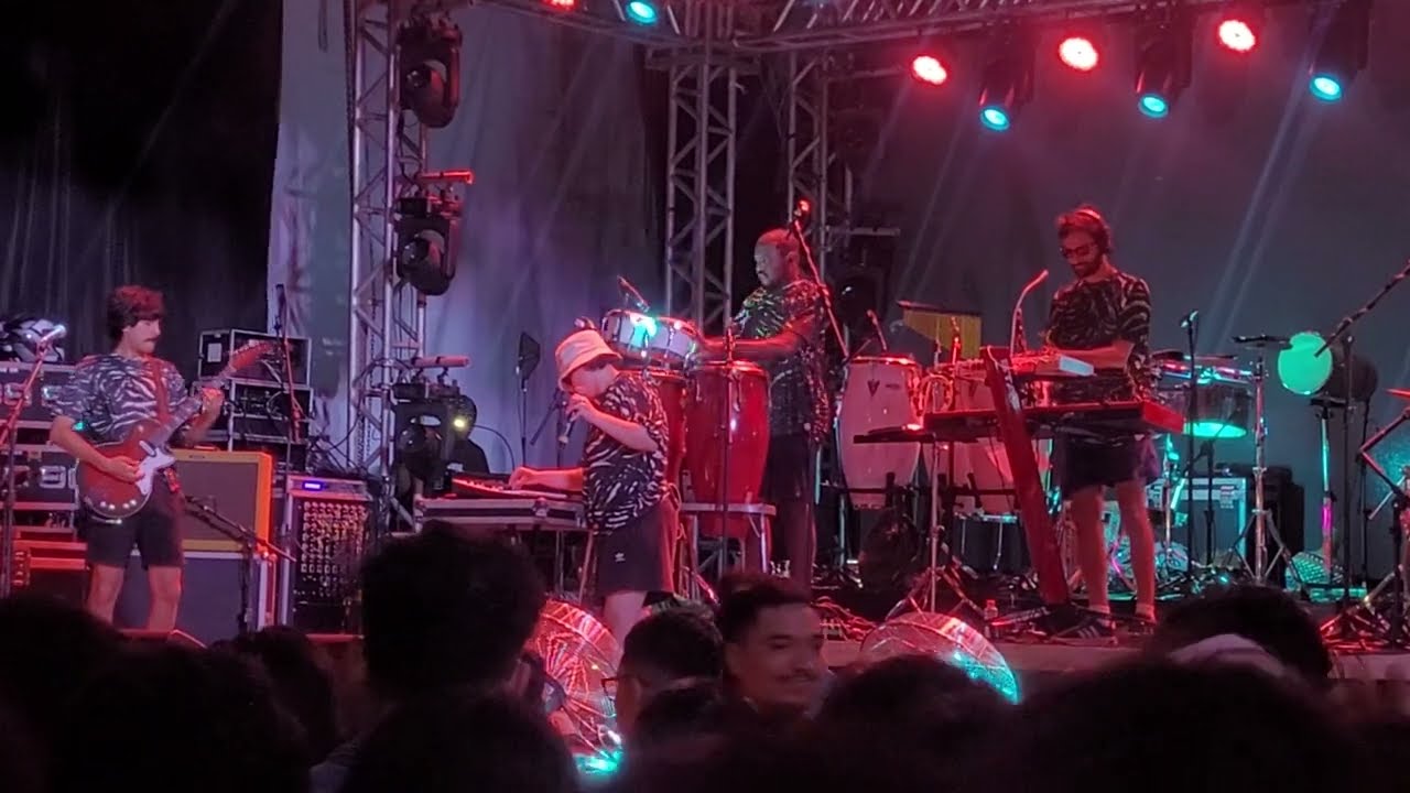 Ana Frango El&eacute;trico - N&atilde;o Tem Nada N&atilde;o + In the Morning (La Ra Ri) @ Se Rasgum - Bel&eacute;m/PA - 12/09/24