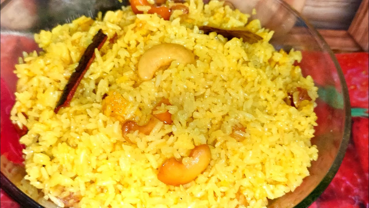 গোবিন্দ ভোগ চালের ঝরঝরে বাসন্তী পোলাও।
