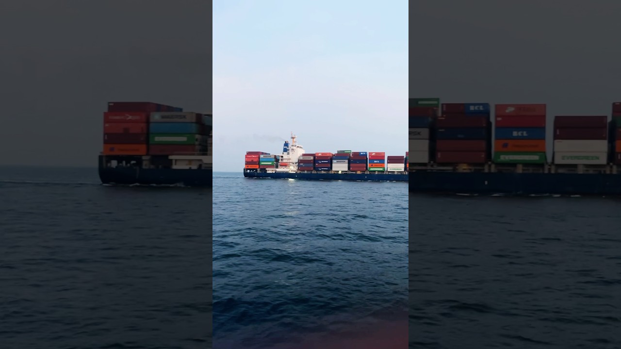 Container Ship 