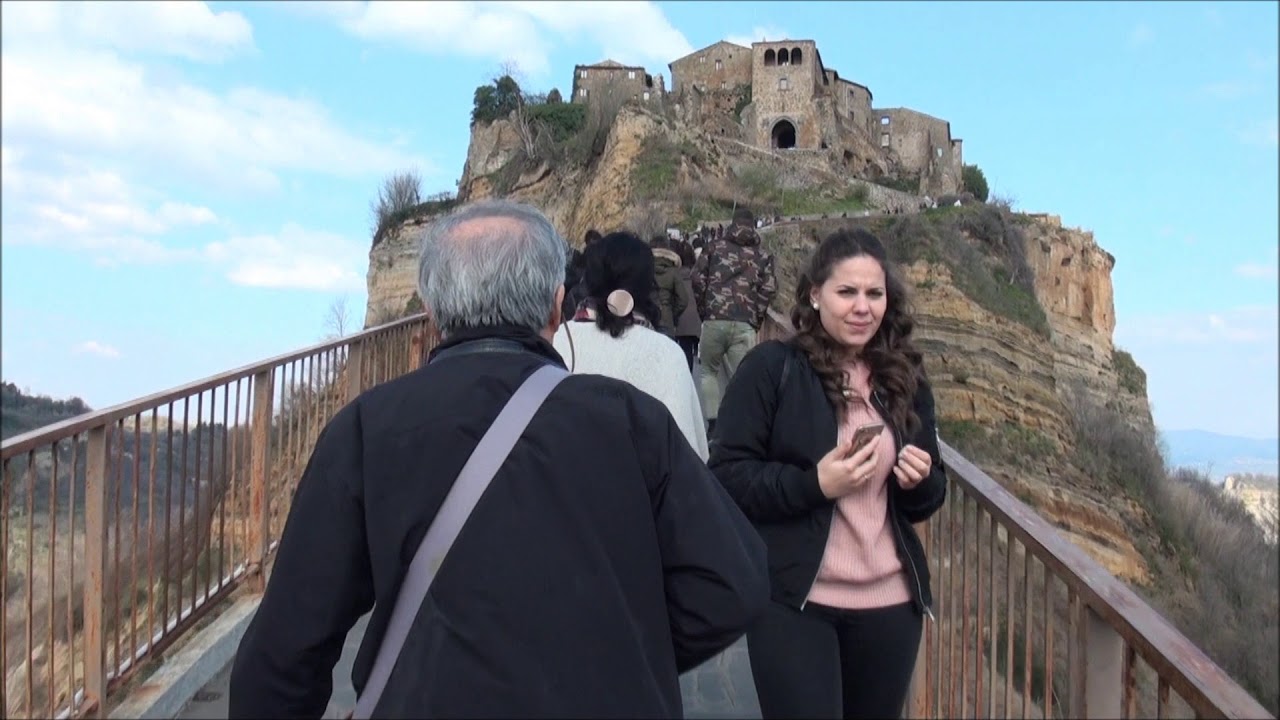 チヴィタ・デ・バーニョレッジョ　Civita di Bagnoregio