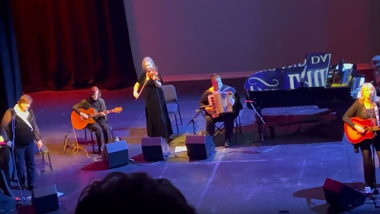 Cherish the Ladies vocal song