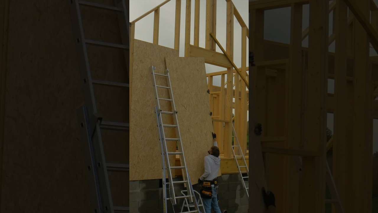 On attaque le contreventement de la maison avec des panneaux OSB 🏡 RECAP.55 #constructionmaison
