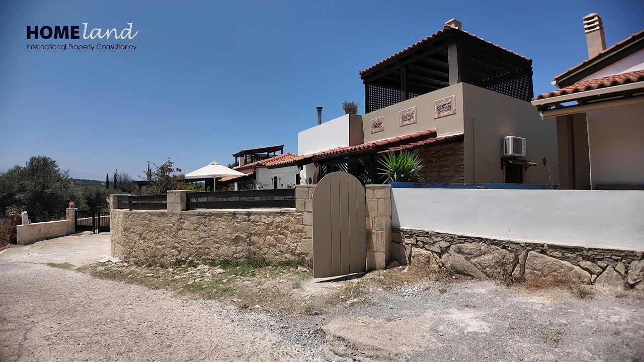Home in Crete with Rooftop Views & Garden | Just 5 Min to Beach