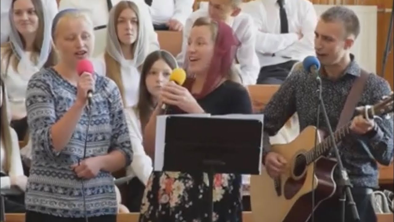 Біжать мої роки і оглянувся я | Павло в 16 літ прибув в Червоноград | пісня