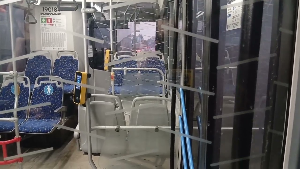Поездка на автобусе  камаз  от метро крылаское до гусарской баллады  маршрут 1594
