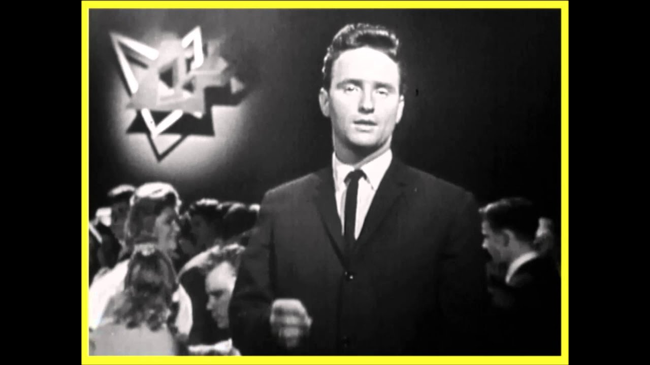 ♫ Lonnie Lee ♥ Defenceless ♫
