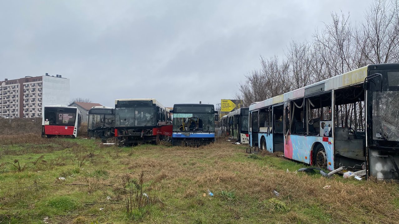 Napušteni autobusi prevoznika C&C Group