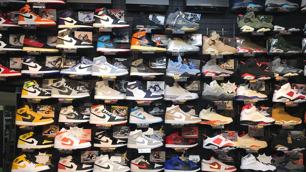 Sneaker hustle in Osaka | Atmos | ABC-MART | 2nd Street | Random resale shop