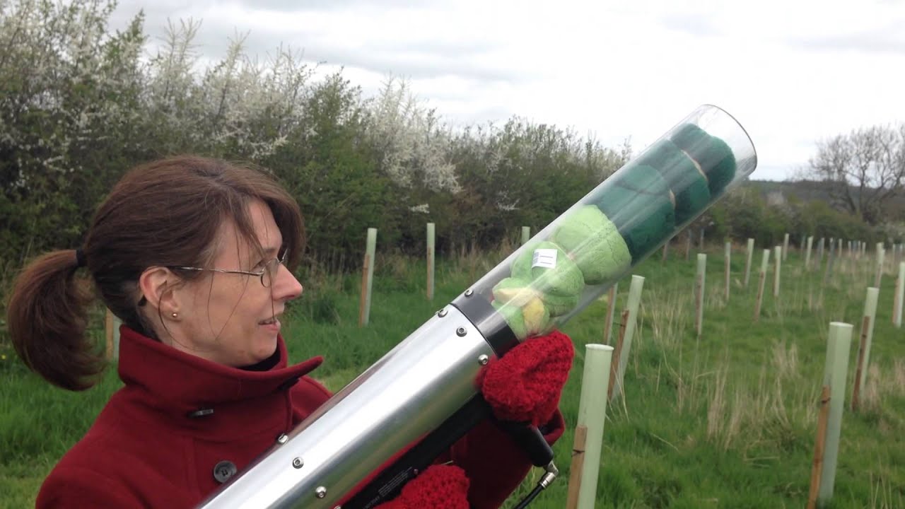T-shirt Cannon Demo