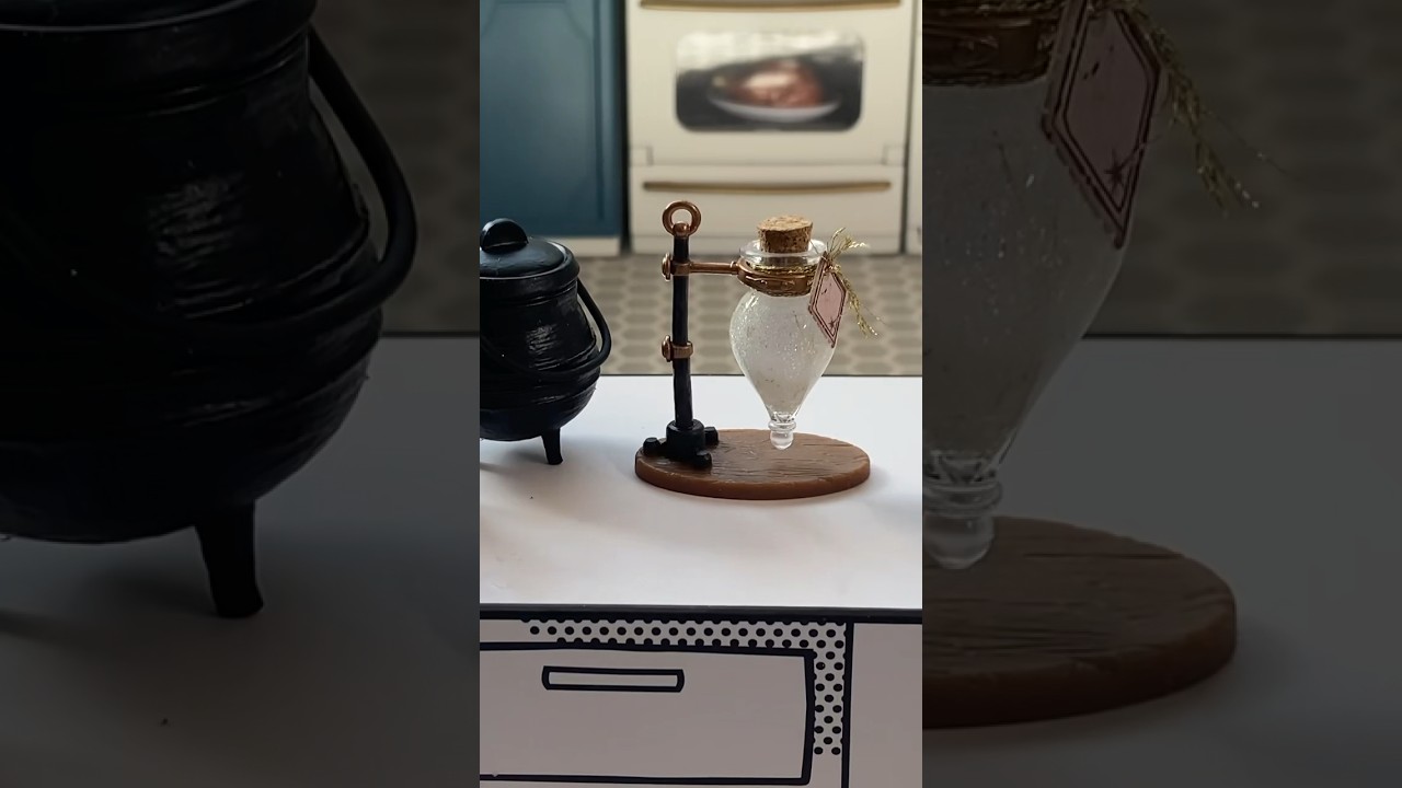 Mini Verse Harry Potter series Felix Felicis potion! 🧙 #miniverse #miniverseharrypotter #miniatures