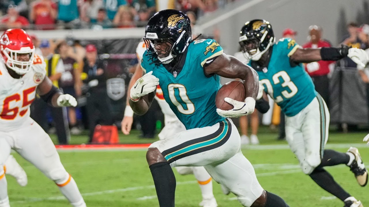 Jaguars Lose Devin Lloyd and Travis Etienne
