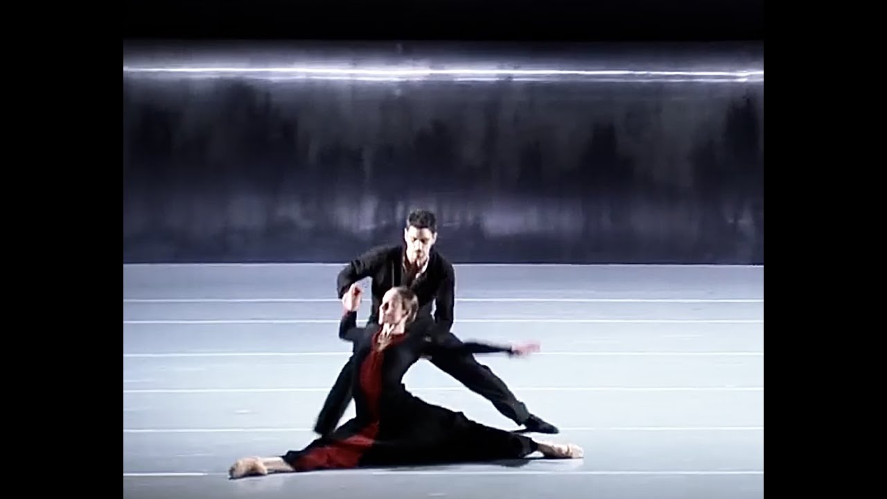 Forgotten Land. Jiri Kylian. Netherlands Dance Theater