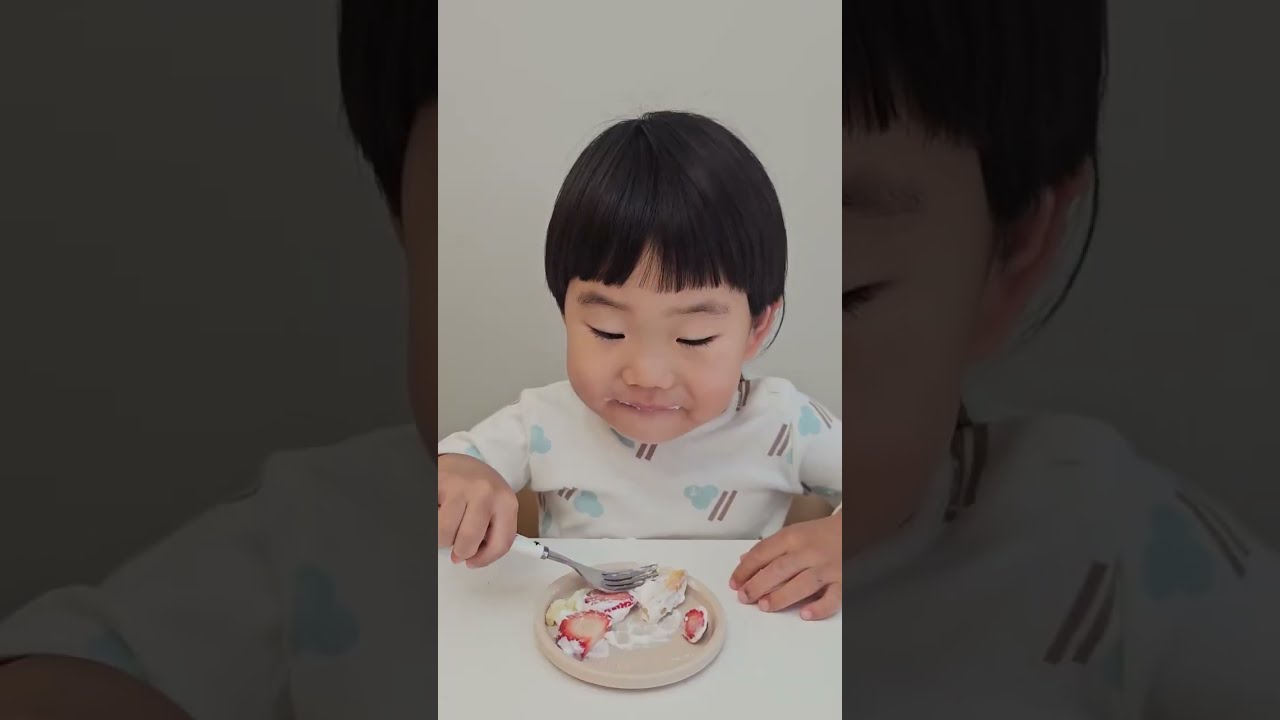 딸기 요거트 케이크 | Strawberry Yogurt Cake