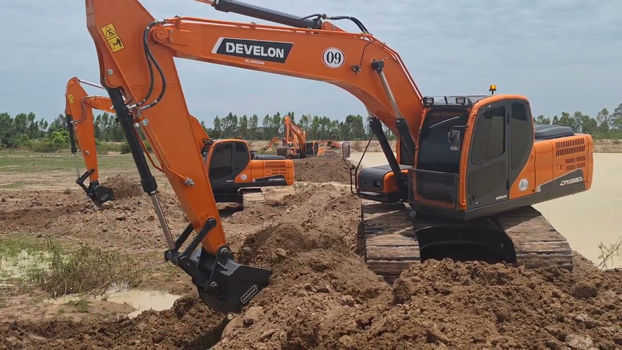 รีวิว แปดรถขุดใหม่สดๆจากแดนแผ่นดินใหญ่ DEVELON By DOOSAN DX220A-2 ถล่มอ่างเก็บน้ำ สุดๆ excavators