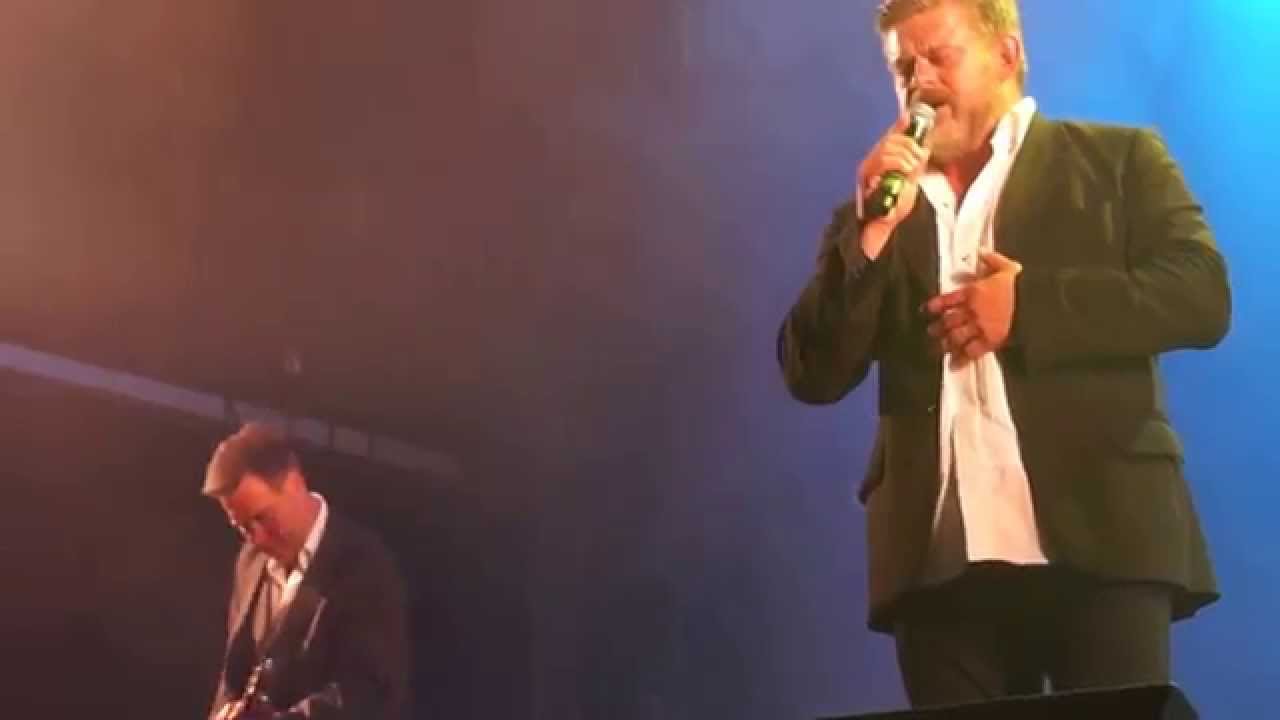 Stig Rossen & Vennerne - SOLEN SKINNER (Olinerne)