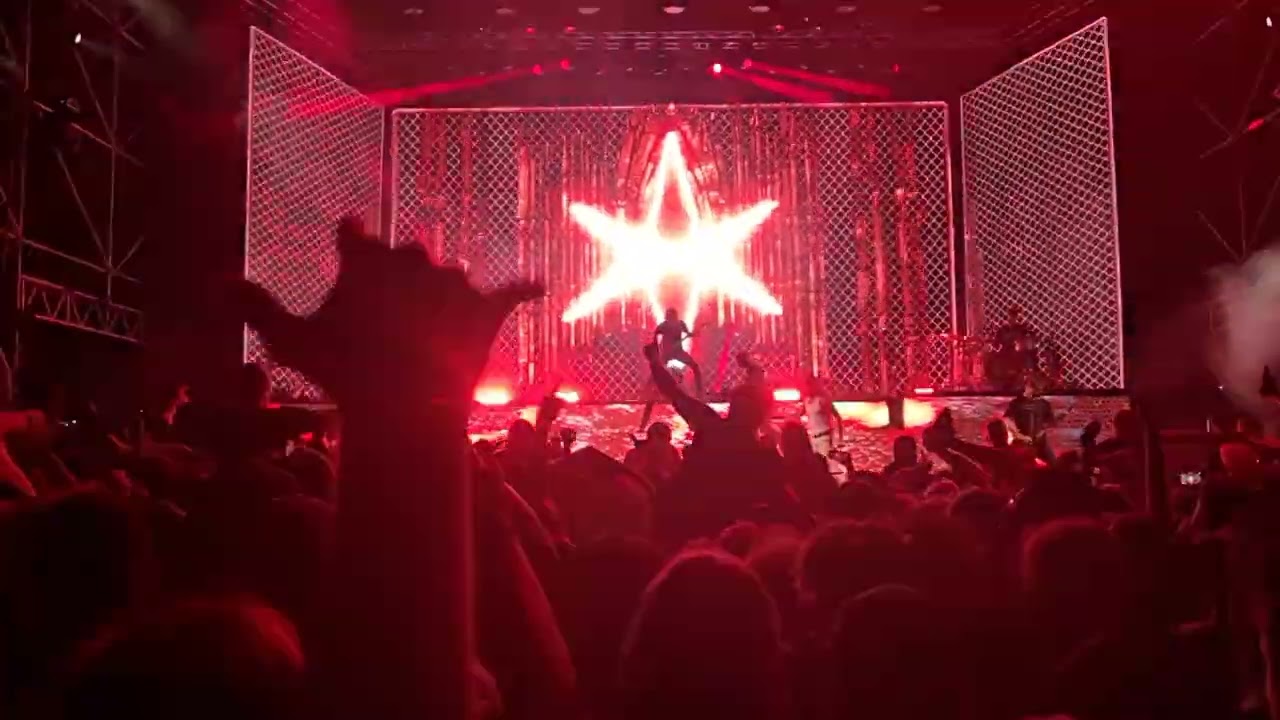 Empire Ft. Loz Taylor | Bring Me The Horizon Throwback Set Mosh Pit Cam Live in Malta 28th May 2022