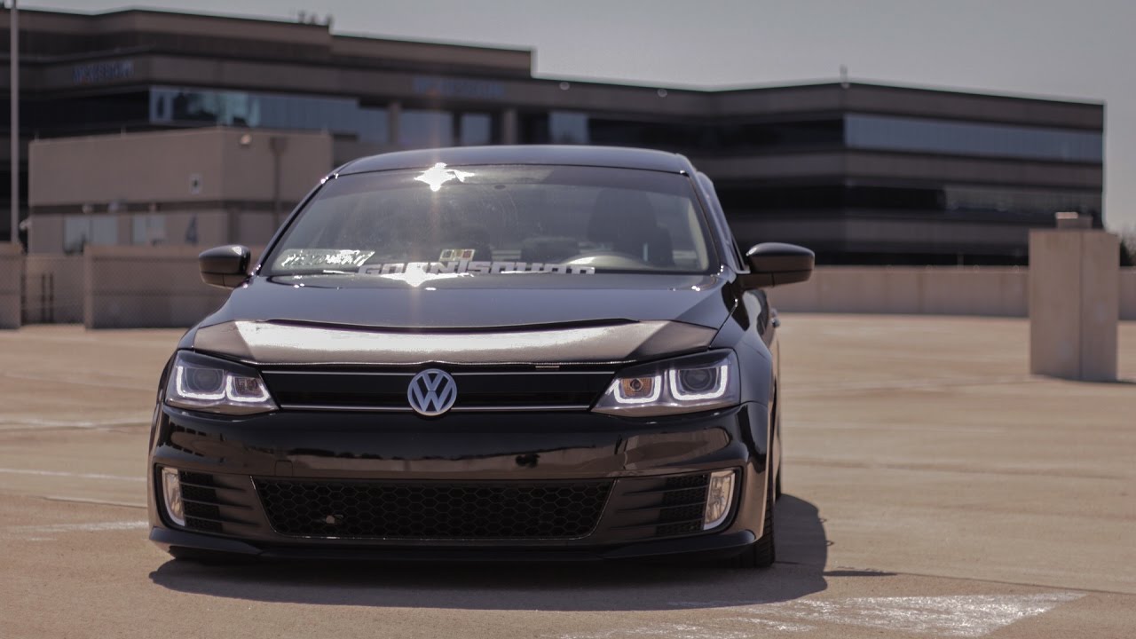Ryan's Bagged Jetta!!!