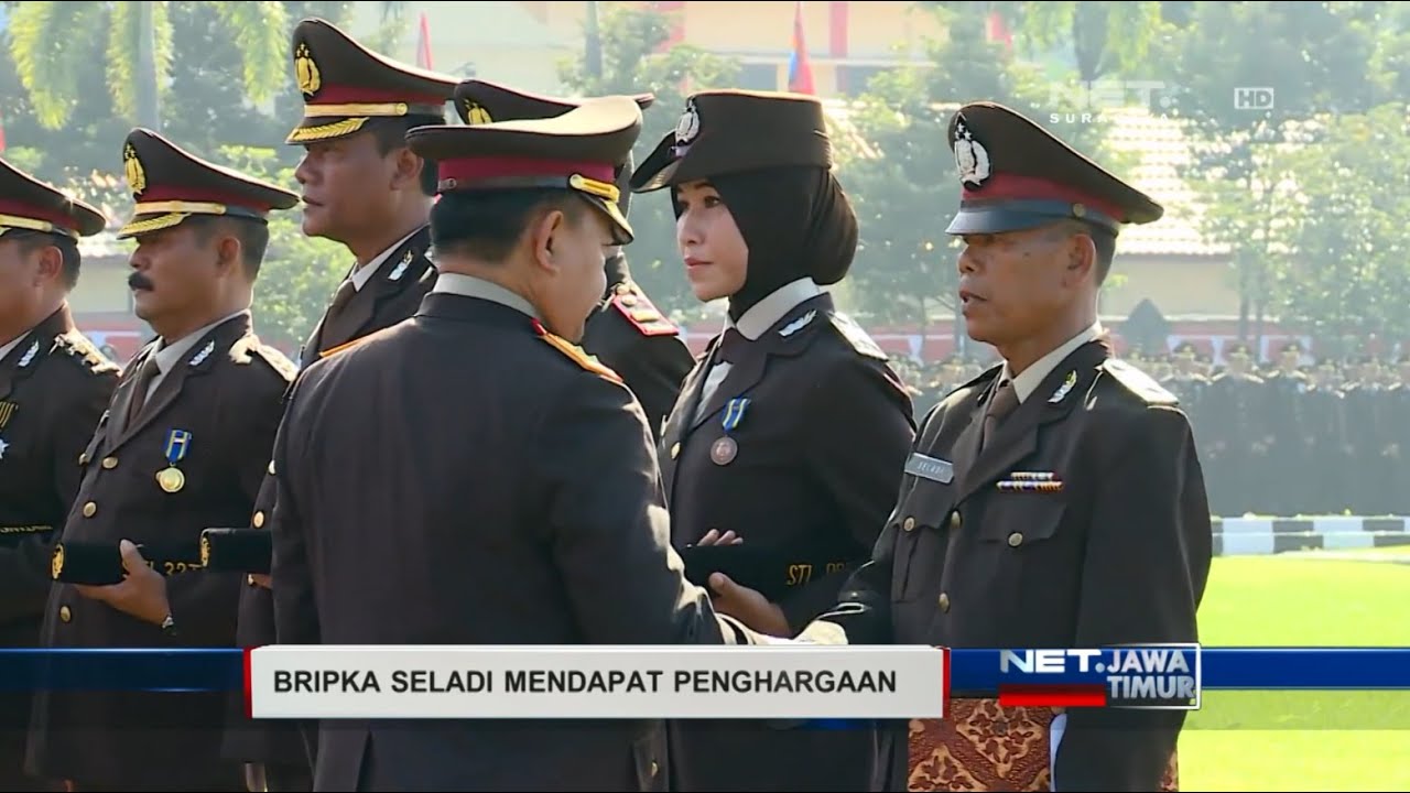 NET. JATIM - BRIPKA SELADI DI ANUGERAHI PENGHARGAAN