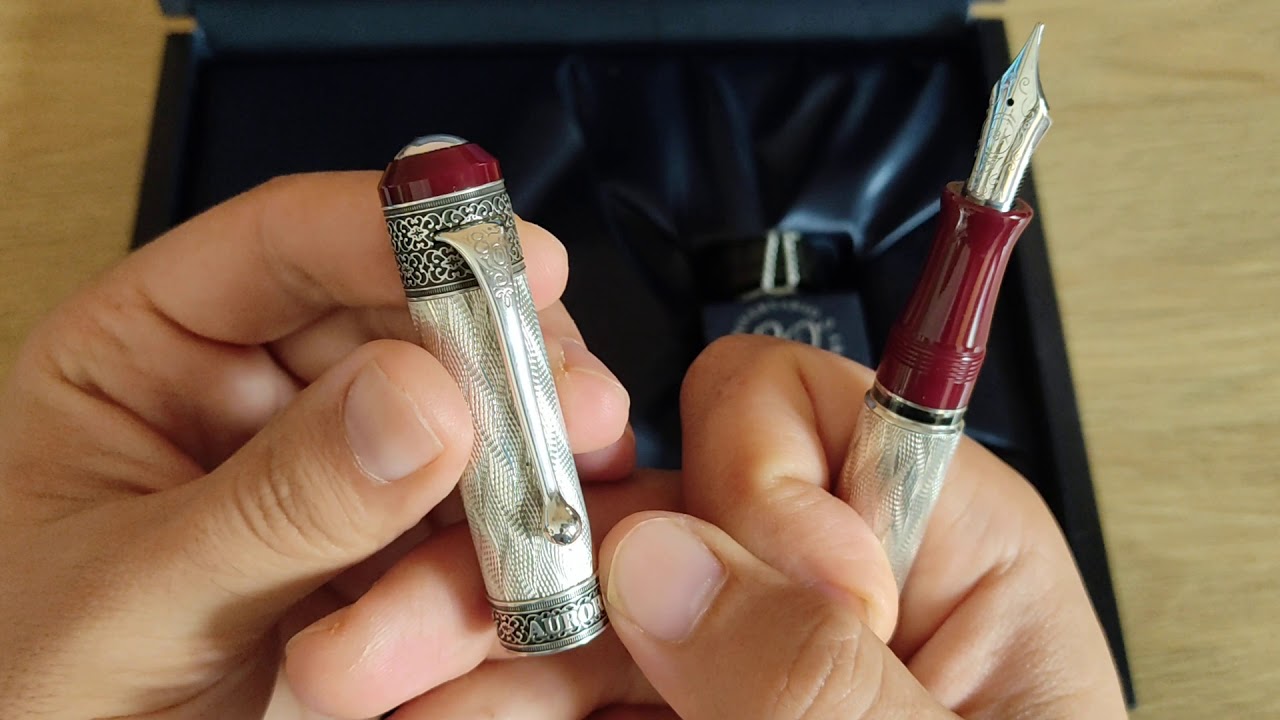 Aurora 80th anniversary Limited edition fountain pen