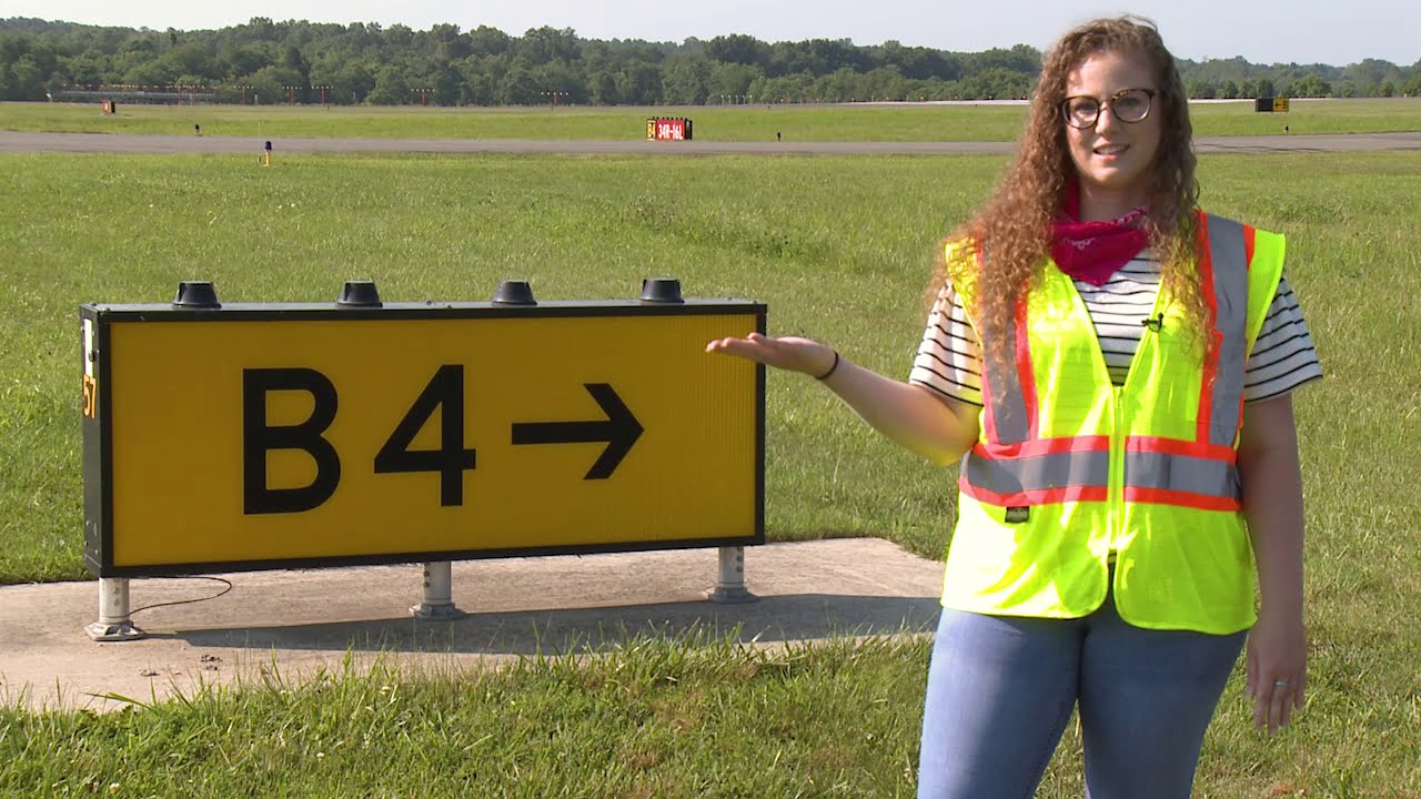 Airport Stuff You Should Know Episode 2 - Taxiways