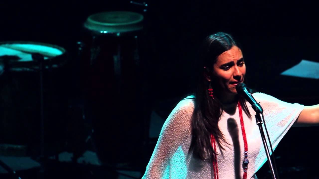 Marta Gómez - Confesión - Directo en Buenos Aires